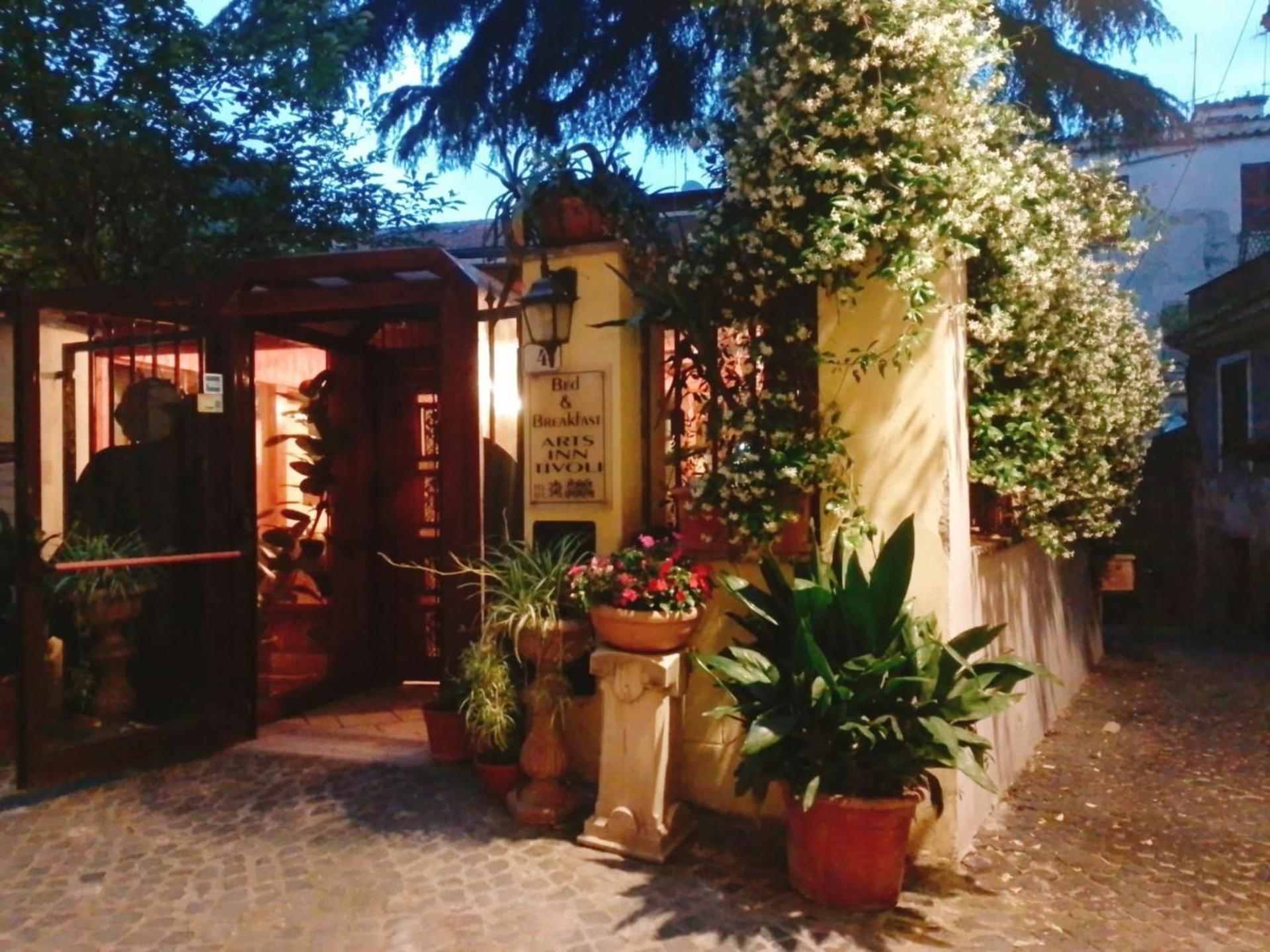 チボリ Fermati Che E Tardi Bed & Breakfast エクステリア 写真