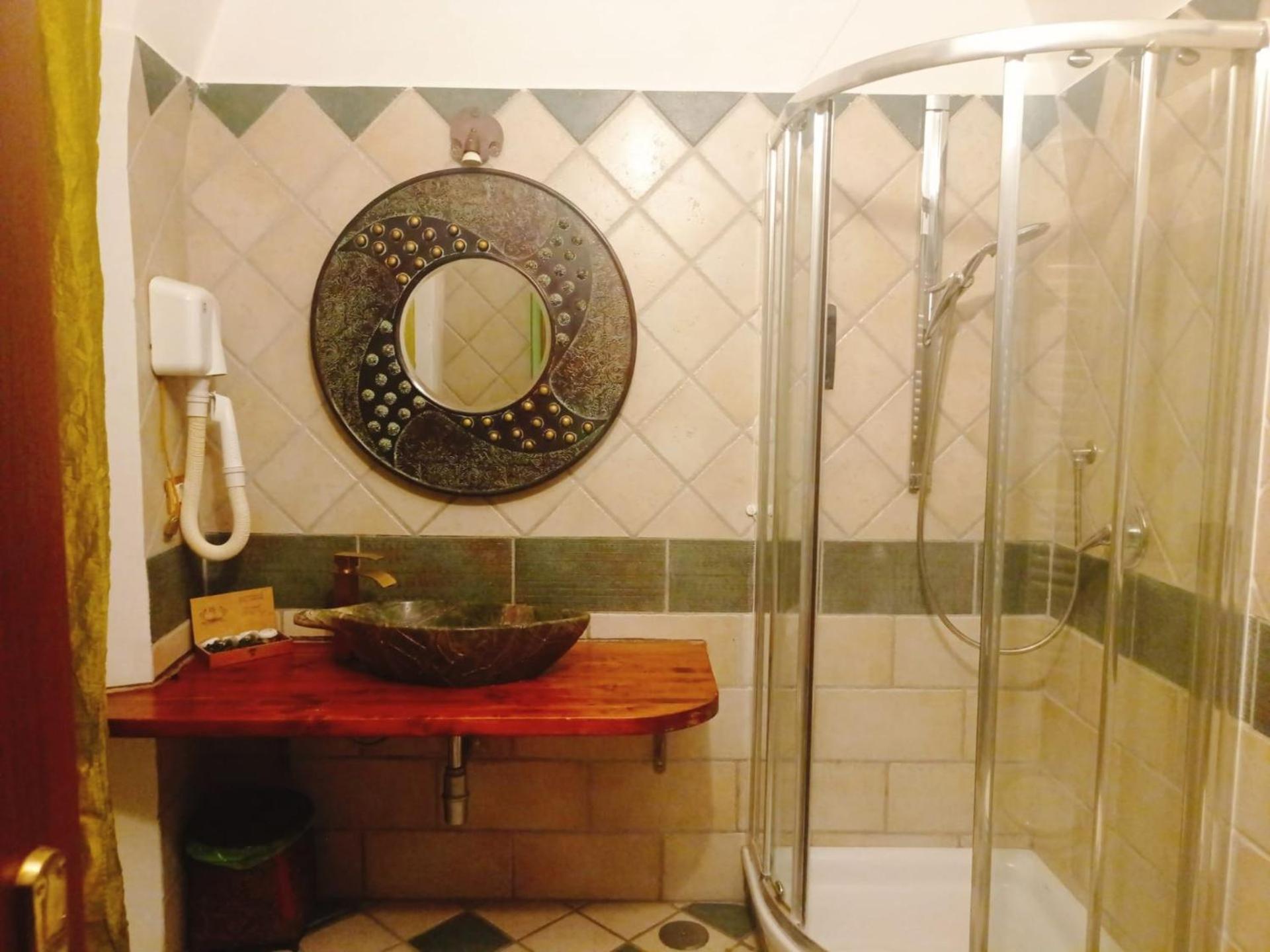チボリ Fermati Che E Tardi Bed & Breakfast エクステリア 写真